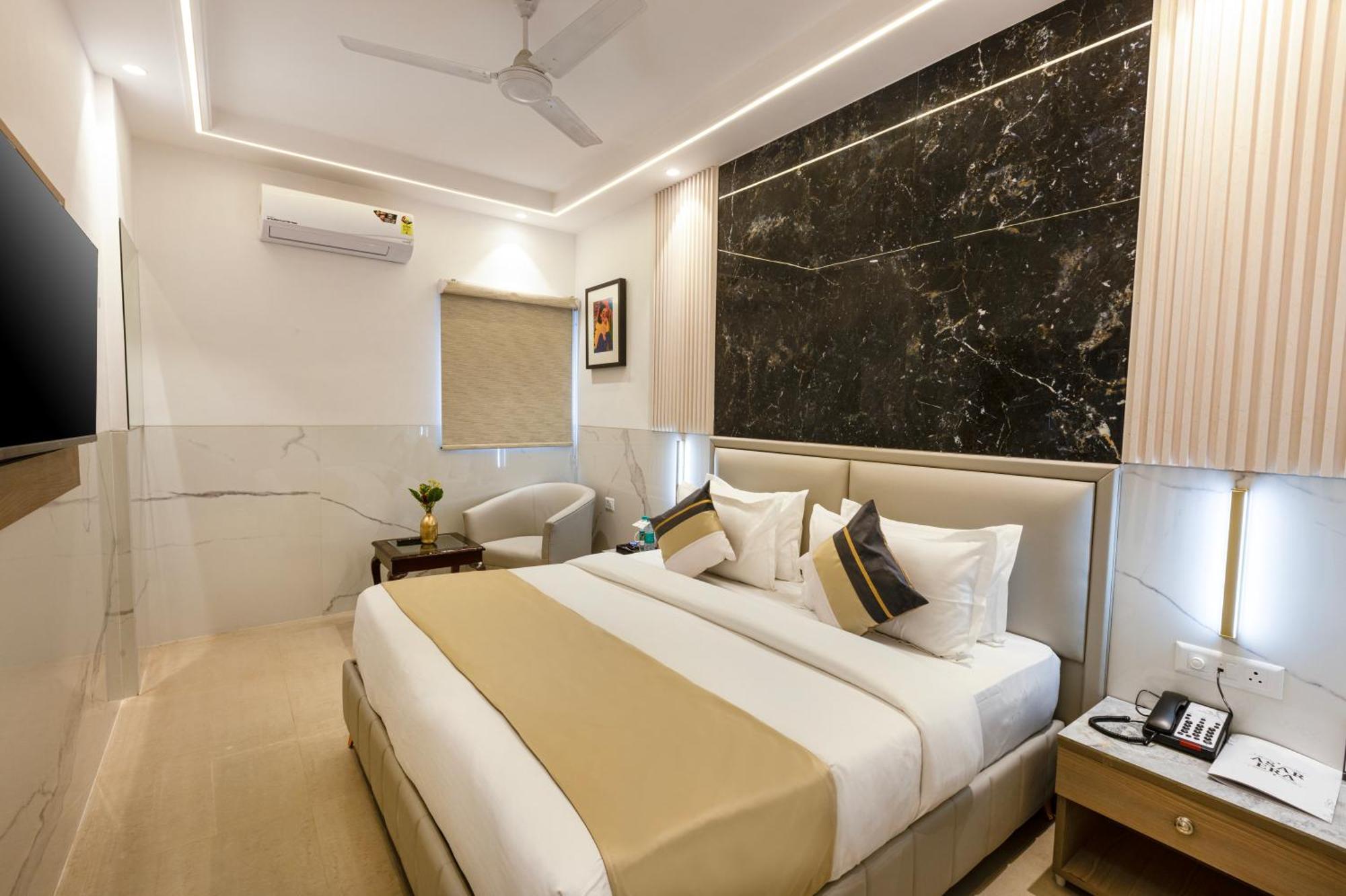 The Orion Era - Delhi Airport Hotel 4*